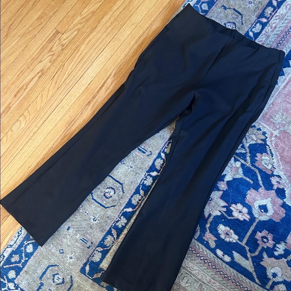 Ann Mashburn Faye crop kick flare ponte pants, size M